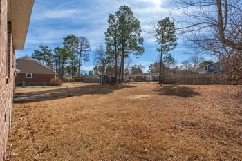 6467 Brookshire St, Fayetteville, NC 28314