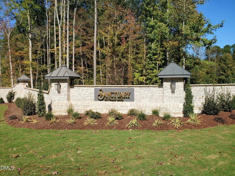 6469 Sanctuary Falls Dr, Raleigh, NC 27614