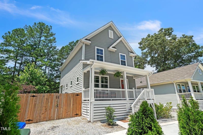 647 Hardee St, Durham, NC 27703