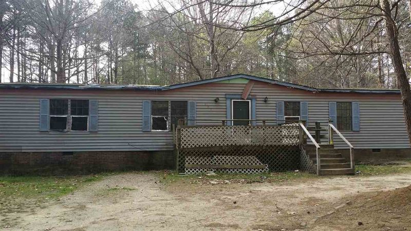 647 Lawrence Rd, Wake Forest, NC 27587