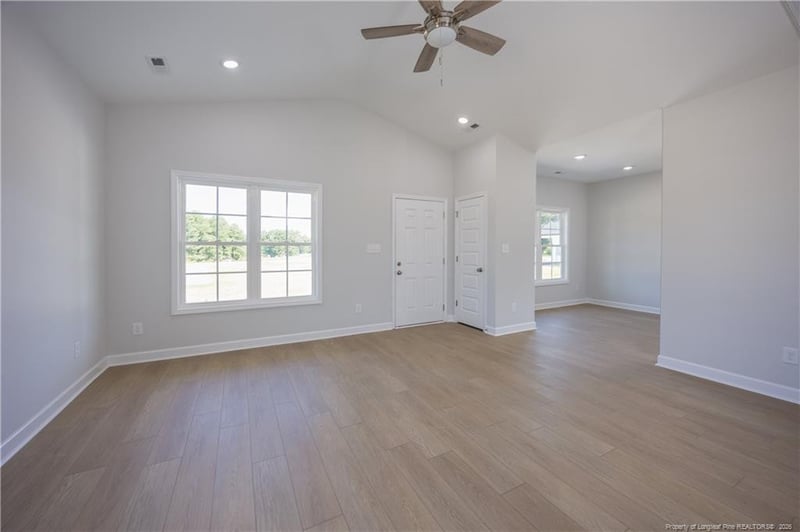 647 Mclamb Rd, Dunn, NC 28334