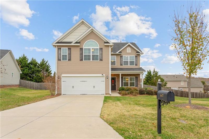 647 Meadowtop Cir, Burlington, NC 27217