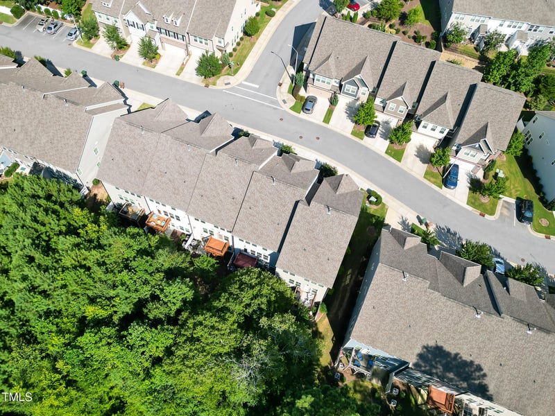 647 Newlyn Dr, Raleigh, NC 27606
