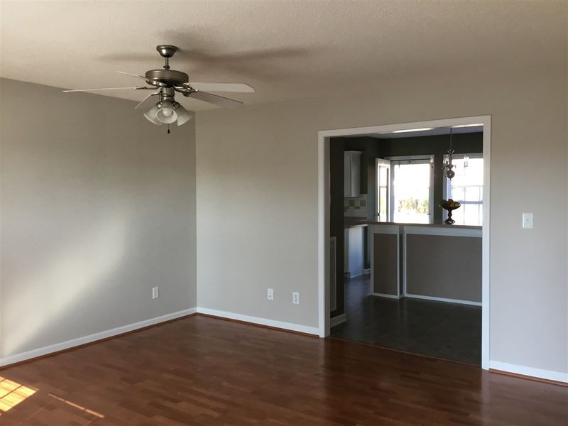 647 Weatherspoon Ln, Smithfield, NC 27577