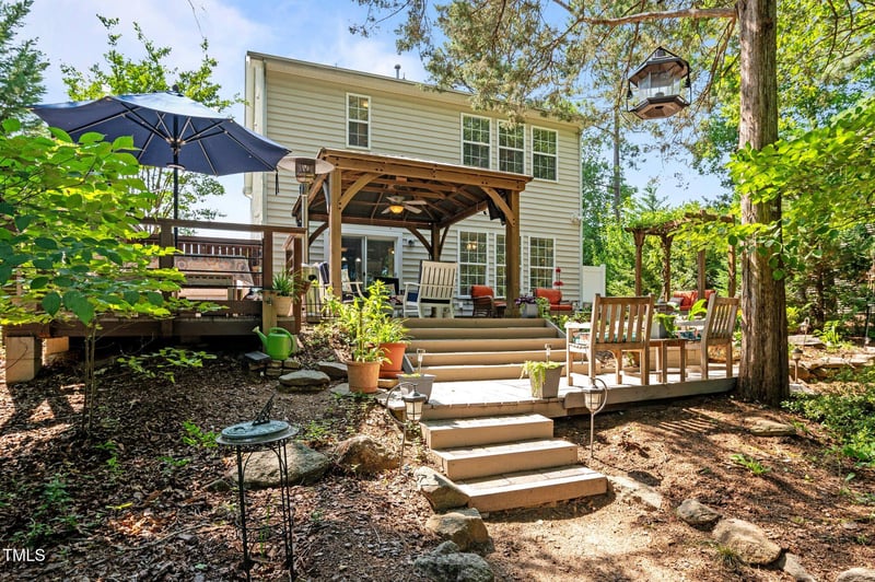 648 Long Melford Dr, Rolesville, NC 27571