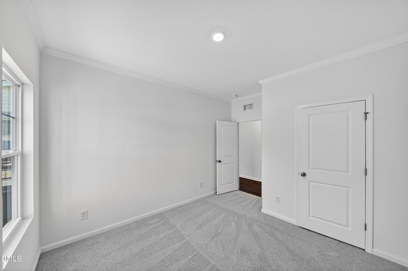 648 Morning Light Dr, Angier, NC 27501