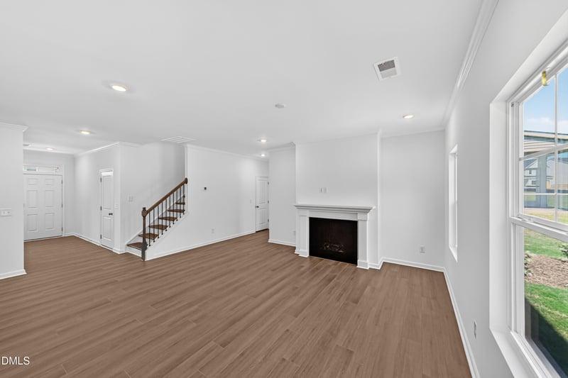648 Morning Light Dr, Angier, NC 27501