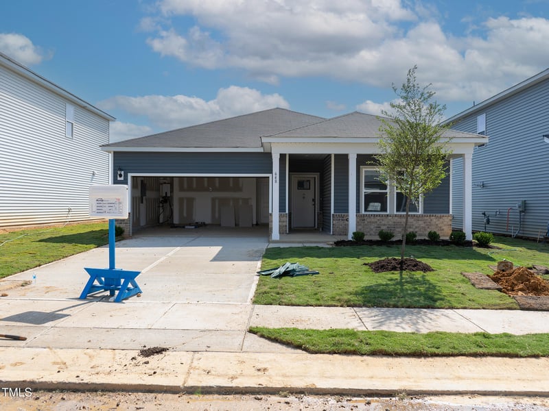 648 White Birch Ln, Angier, NC 27501