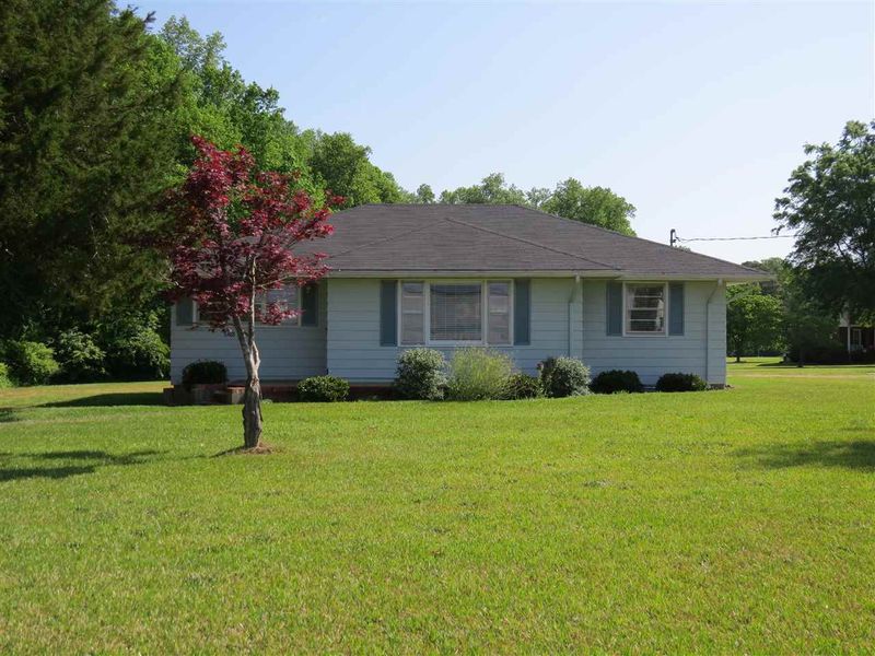 6488 Nc 55 Hw, Angier, NC 27501