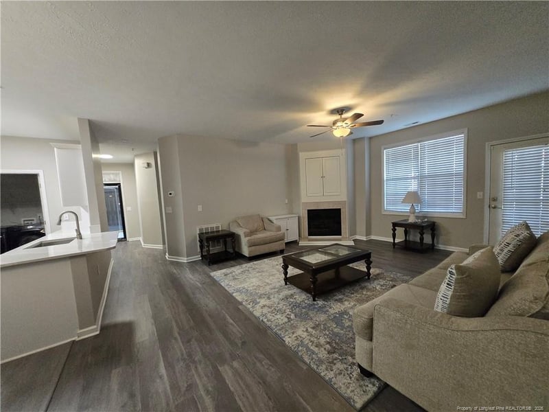 649 Brandermill Rd #101, Fayetteville, NC 28314