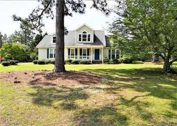 649 Foxlair Dr, Fayetteville, NC 28311