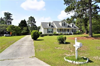 649 Foxlair Dr, Fayetteville, NC 28311