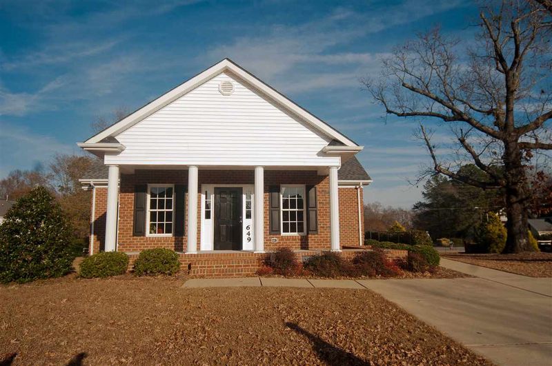 649 Walapai Dr, Fuquay Varina, NC 27526