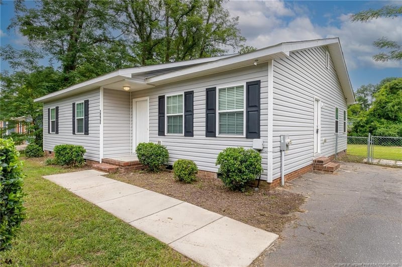 6495 Portsmouth Dr, Fayetteville, NC 28314