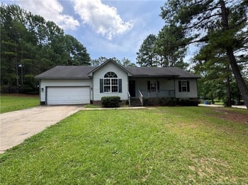 6497 Pittsfield Dr, Fayetteville, NC 28303