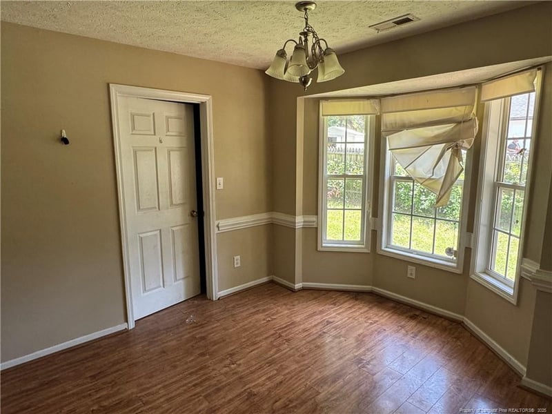 6497 Pittsfield Dr, Fayetteville, NC 28303