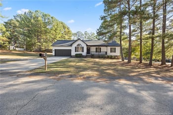 6497 Pittsfield Dr, Fayetteville, NC 28303