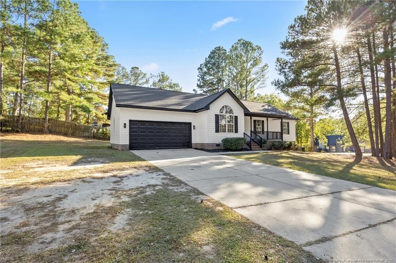 6497 Pittsfield Dr, Fayetteville, NC 28303