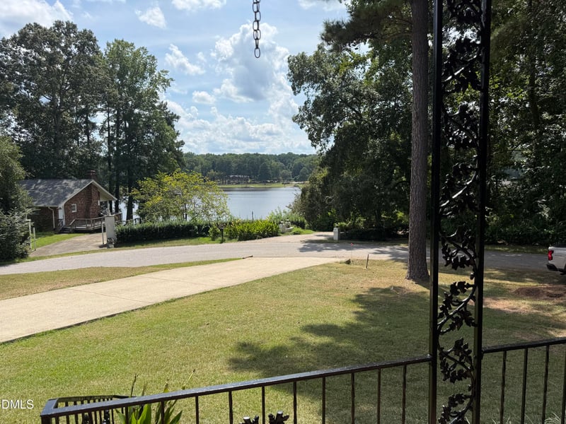 65 Bunn Ave, Zebulon, NC 27597