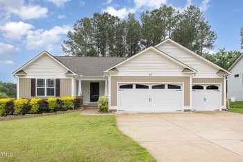 65 Cattail Ln, Zebulon, NC 27597