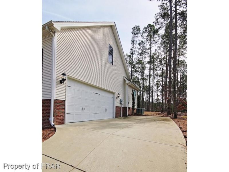 65 Cedar Ln, Sanford, NC 27332