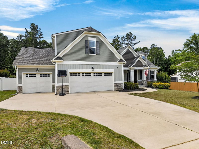 65 Everwood Dr, Four Oaks, NC 27524