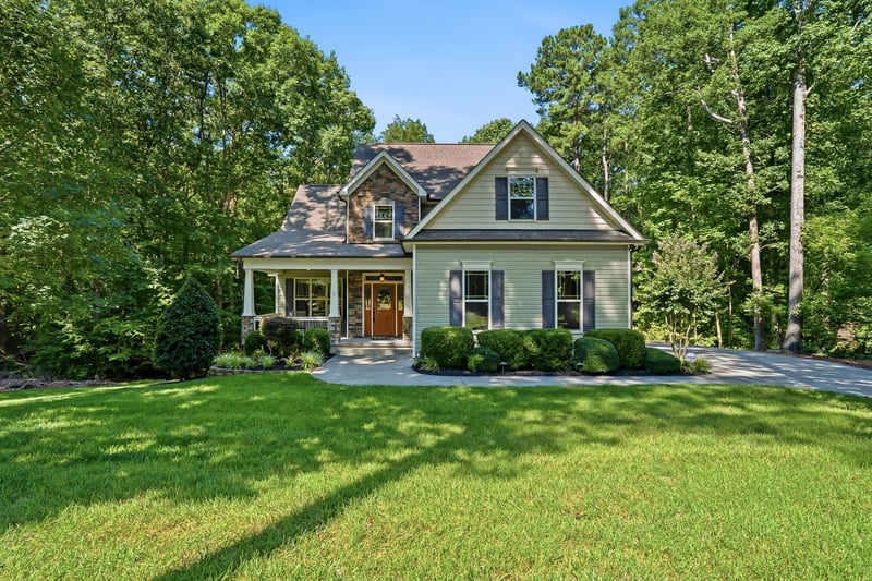 65 Falcon Crest Ln, Youngsville, NC 27596