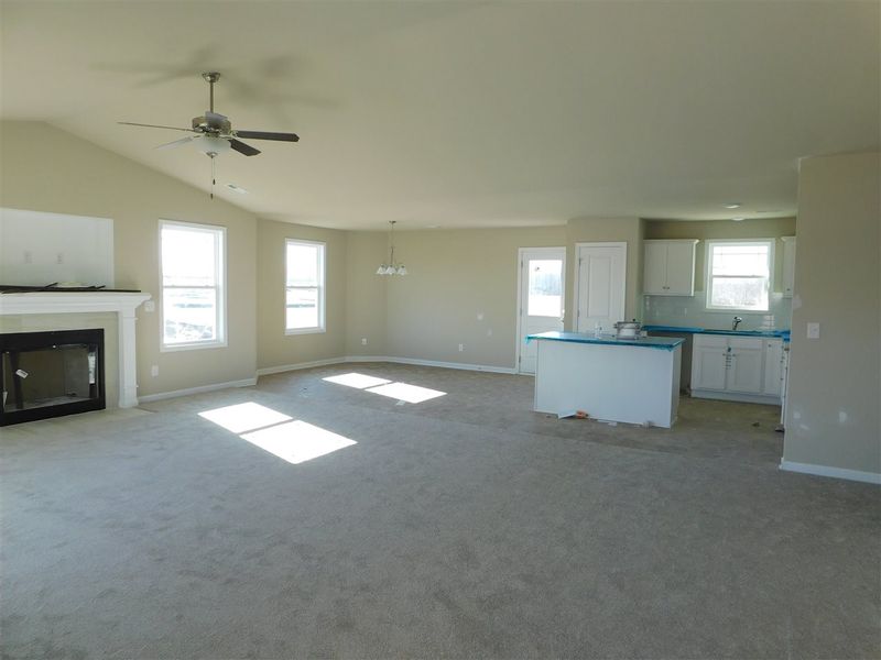 65 Falling Leaf Ln, Benson, NC 27504