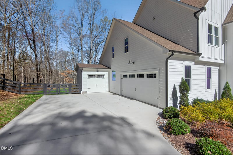 65 Flanders St, Chapel Hill, NC 27517