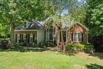 65 Georgetown Woods Dr, Youngsville, NC 27596