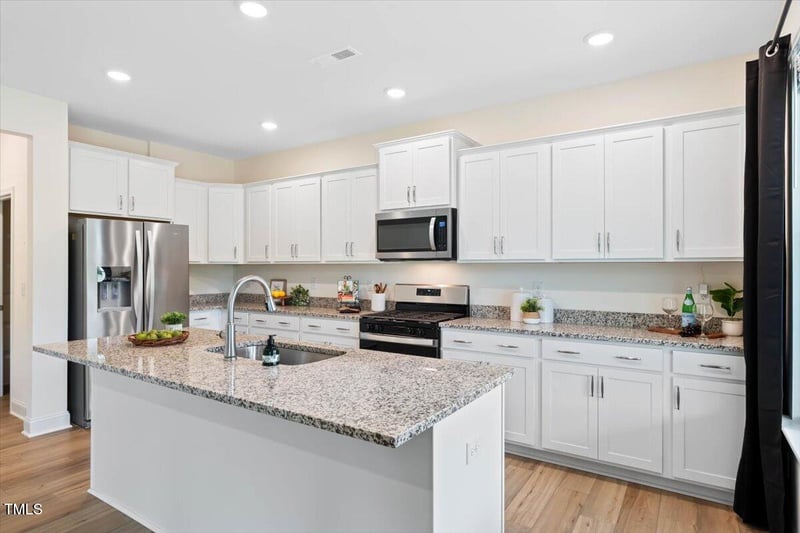 65 Hickory Run Ln, Franklinton, NC 27525