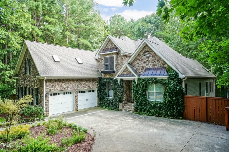 65 Hidden Cove Ct, Youngsville, NC 27596