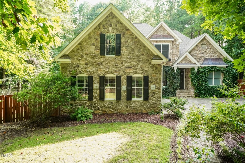 65 Hidden Cove Ct, Youngsville, NC 27596