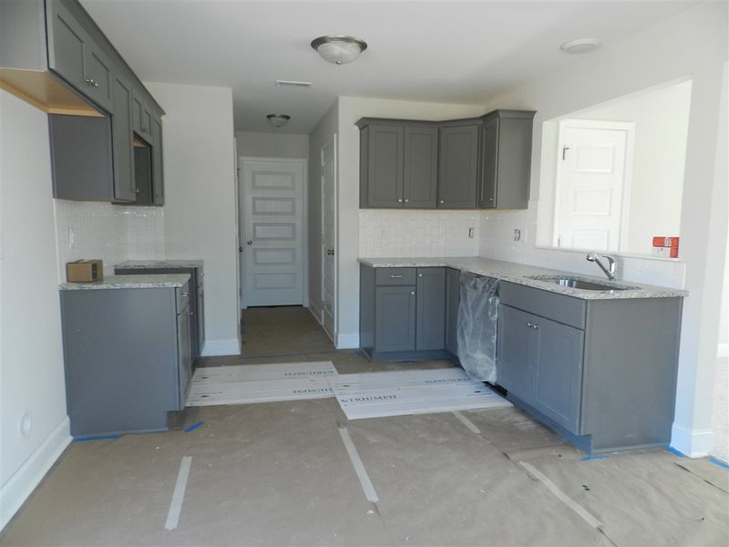 65 Hunter Fox Trl, Angier, NC 27501