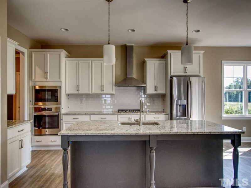 65 Kathleen Ct, Youngsville, NC 27596