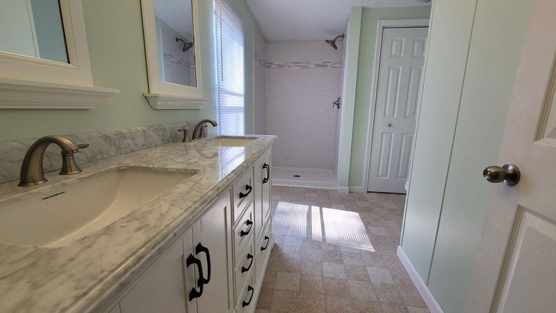 65 N Kelly Ct, Lillington, NC 27546