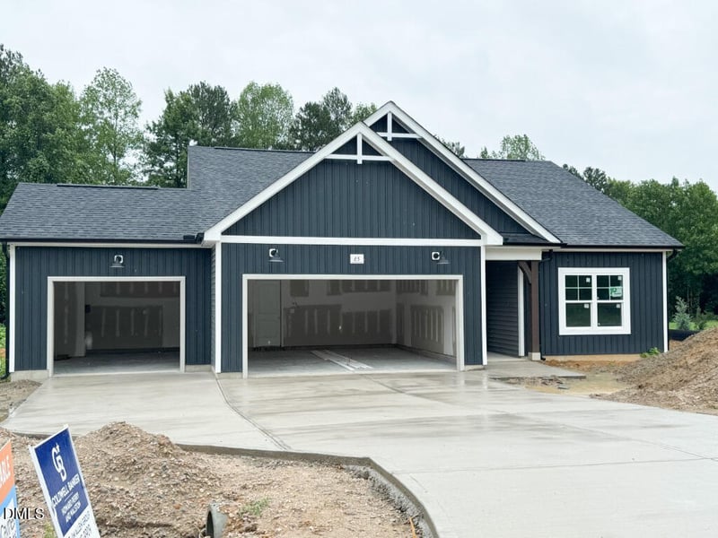 65 Kettle Creek Dr, Zebulon, NC 27597