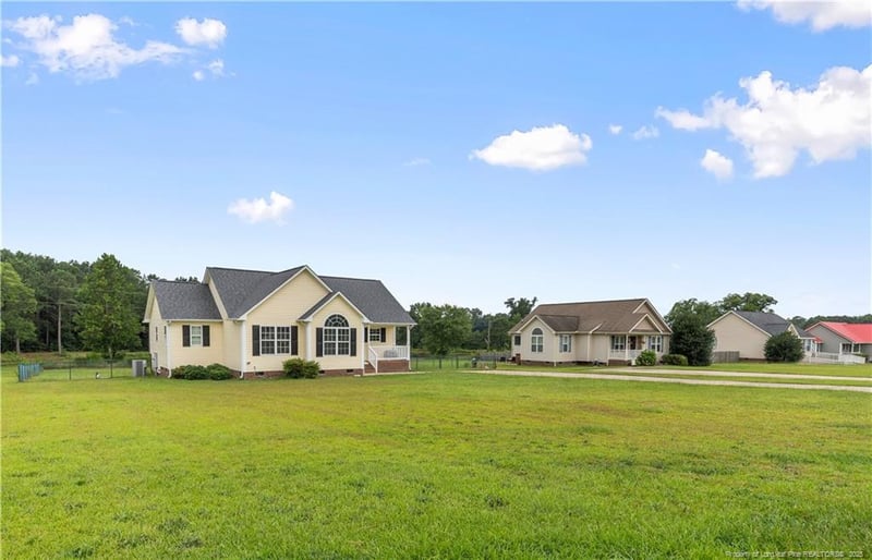 65 Letcher Ln, Lillington, NC 27546