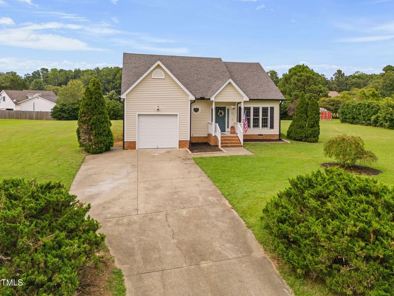 65 Linnett Ct, Youngsville, NC 27596