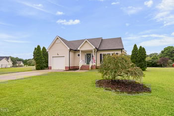65 Linnett Ct, Youngsville, NC 27596