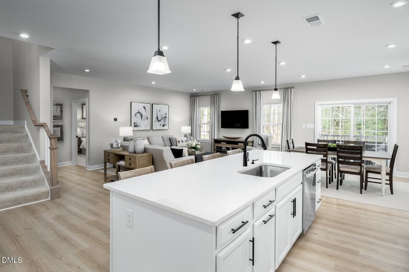 65 Lismore St, Sanford, NC 27330
