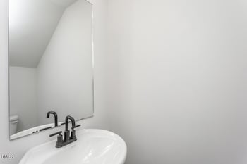 65 Neuse Hollow Ct, Clayton, NC 27527