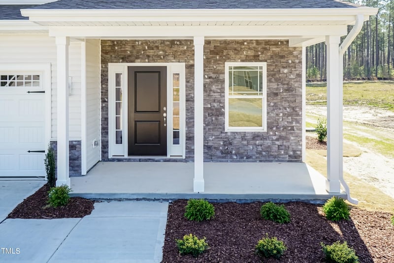 65 Northwood Dr, Fuquay Varina, NC 27526