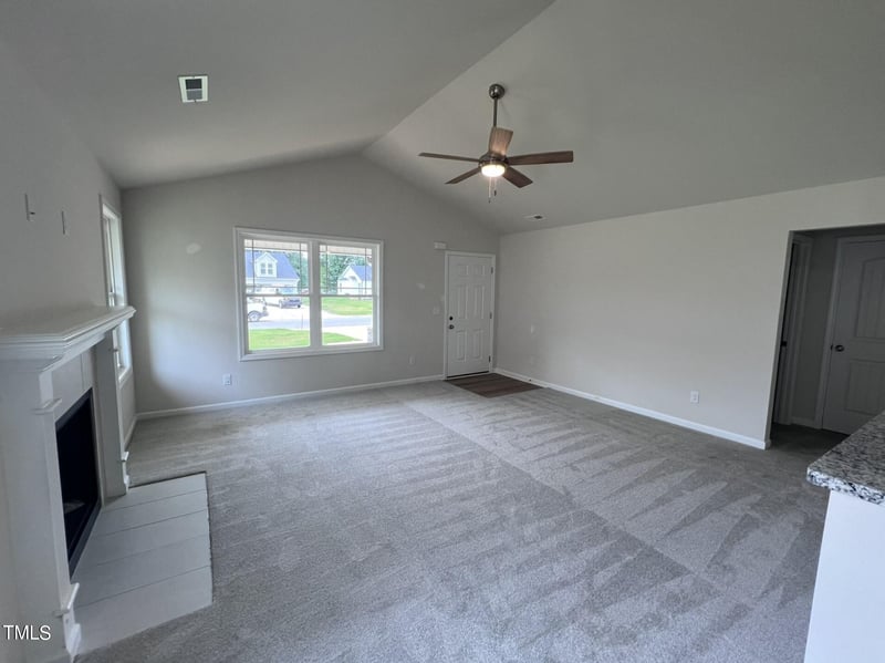 65 Oakfield Trace Dr, Four Oaks, NC 27524