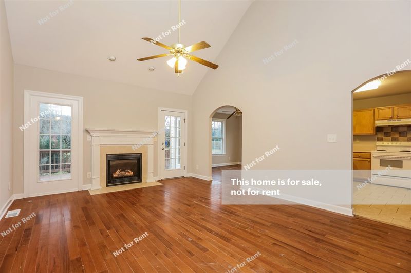 65 Old Stone Ln, Youngsville, NC 27596
