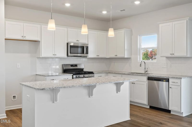 65 Plantation Dr, Youngsville, NC 27596