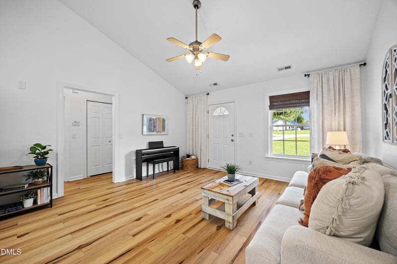 65 Rainwood Ct, Louisburg, NC 27549