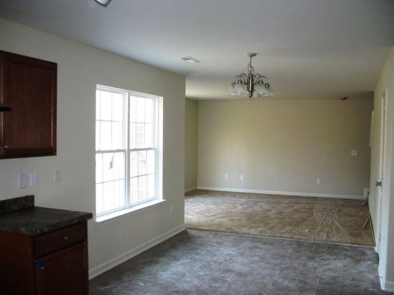 65 Ridgemoore Ct, Four Oaks, NC 27524