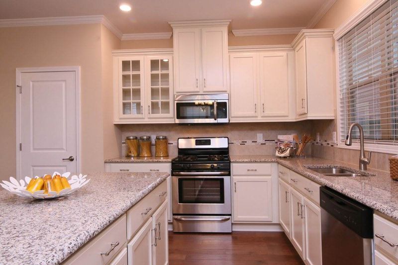 65 Salt Cedar Ln, Chapel Hill, NC 27516