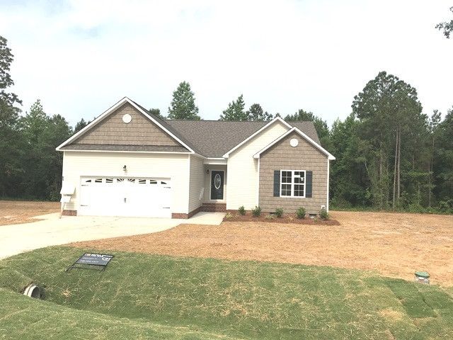 65 Scooter Cir, Four Oaks, NC 27524